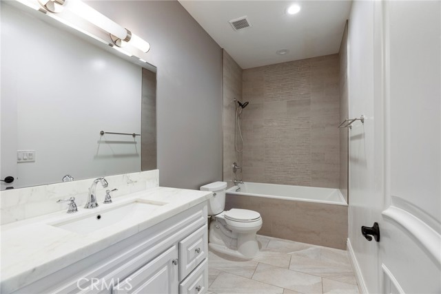 940 N Silent Ranch Drive, Glendora CA: https://media.crmls.org/medias/a4110083-44d9-4f1b-82c9-f384fbc57960.jpg