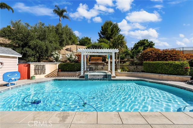 Detail Gallery Image 37 of 47 For 24449 Nan Court, Diamond Bar,  CA 91765 - 6 Beds | 4/1 Baths