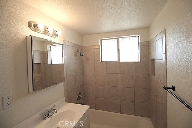 25634 Bejoal, Barstow CA: https://media.crmls.org/medias/a4137078-83db-4987-9c86-b603731a38da.jpg