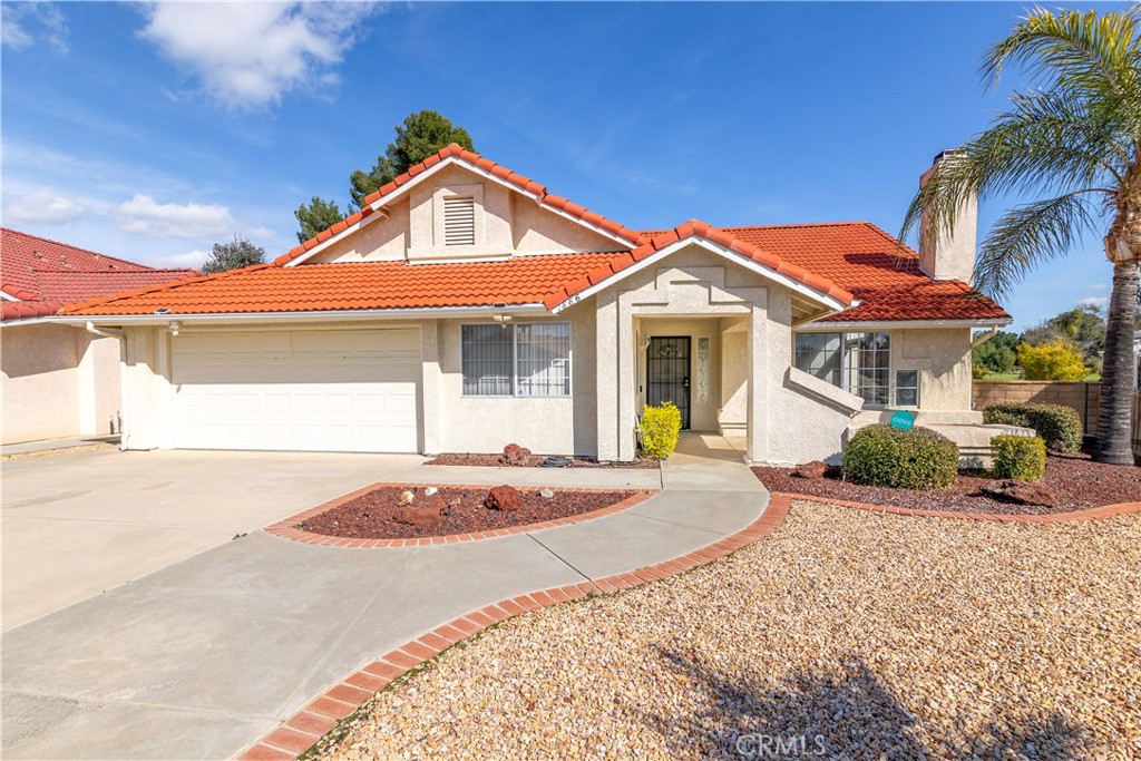 1886 Ash Tree Lane
