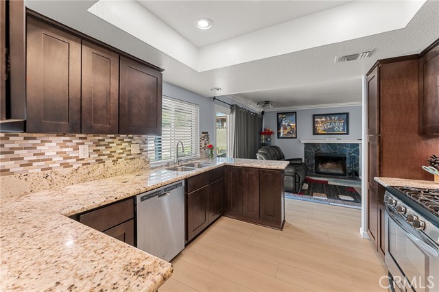 6264 N Beechwood Avenue, San Bernardino CA: https://media.crmls.org/medias/a413c2db-e6d6-4804-bc4f-4e33512d4462.jpg