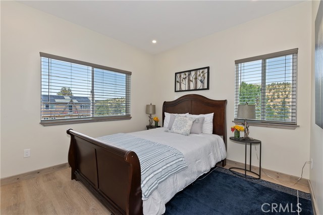 1215 Valley View Drive, Big Bear City CA: https://media.crmls.org/medias/a414767c-46ae-4712-865f-f7059dbbe9a7.jpg