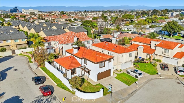 Detail Gallery Image 39 of 46 For 1129 Dahlia Way, Torrance,  CA 90502 - 4 Beds | 3 Baths