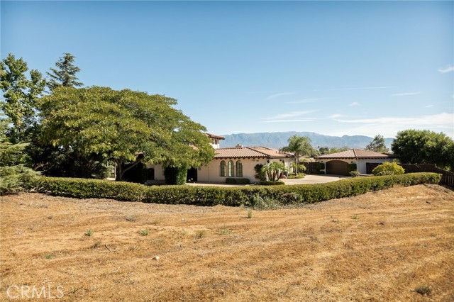 Detail Gallery Image 2 of 40 For 14490 Green Acres Dr, Beaumont,  CA 92223 - 3 Beds | 2/1 Baths