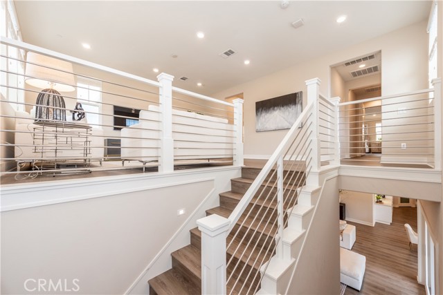 54 Sagan Way, Irvine CA: https://media.crmls.org/medias/a414a673-60c0-4935-9f52-b8aea074936e.jpg