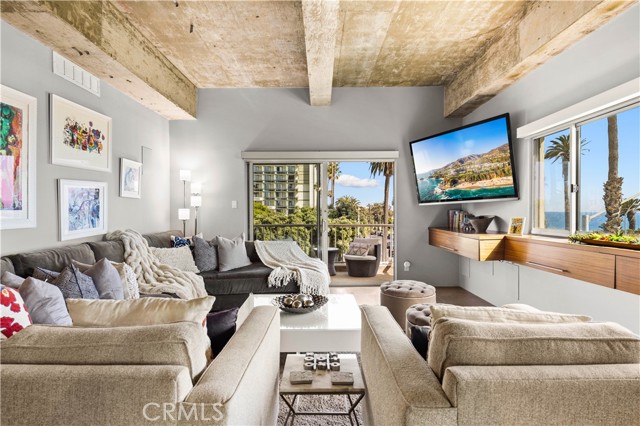 Detail Gallery Image 34 of 67 For 101 California Ave #301,  Santa Monica,  CA 90403 - 2 Beds | 2 Baths