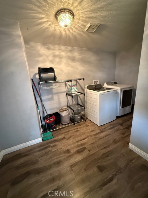 Detail Gallery Image 9 of 11 For 10244 Wrangler, Corona,  CA 92883 - 3 Beds | 2 Baths