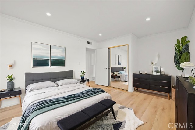 Detail Gallery Image 29 of 45 For 5017 Cartwright #3,  North Hollywood,  CA 91601 - 4 Beds | 2/1 Baths