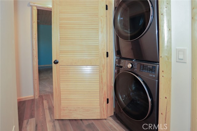 365 Santa Barbara Avenue, Sugarloaf CA: https://media.crmls.org/medias/a4154686-e66d-4405-beec-eef6cf785c23.jpg