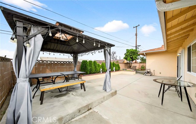 Image 40 of 44 For 15243 Crosswood