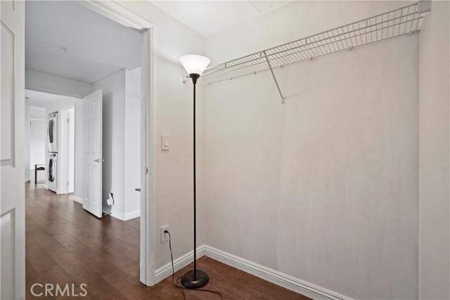 13200 Pacific Promenade, Playa Vista CA: https://media.crmls.org/medias/a4174cd1-a2e6-4a41-b403-c50a14c9087c.jpg