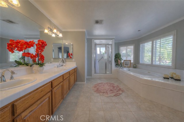 Detail Gallery Image 34 of 58 For 30212 Clear Water Dr, Canyon Lake,  CA 92587 - 4 Beds | 3 Baths