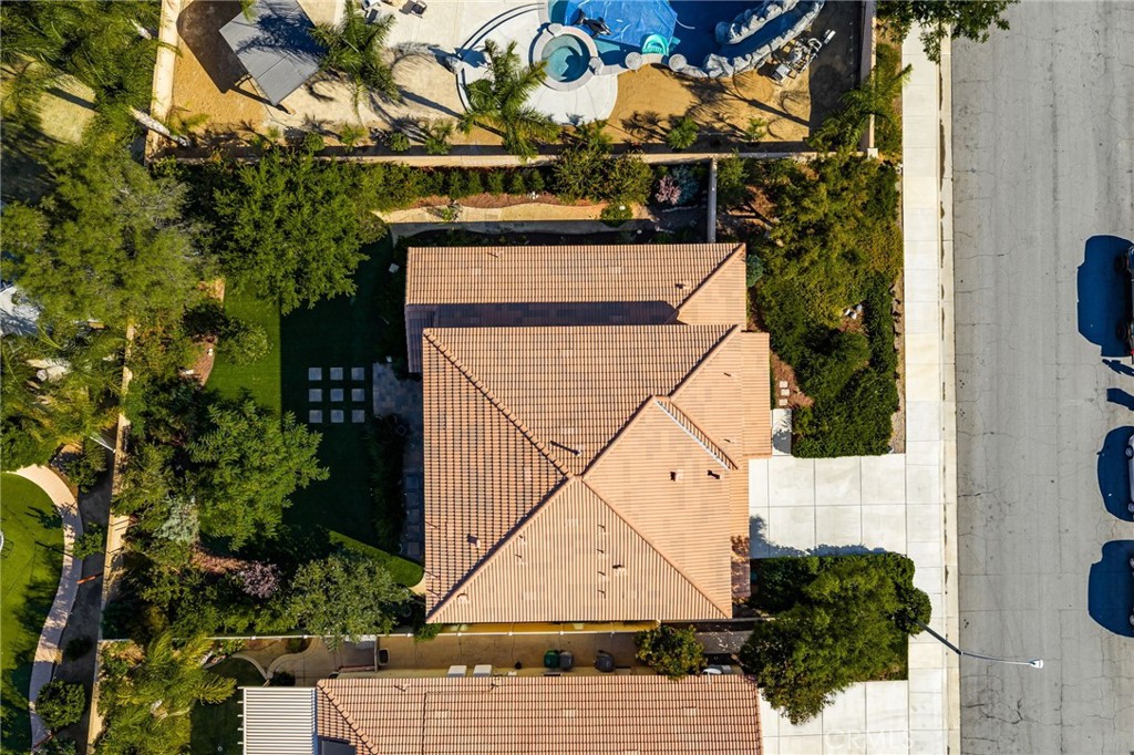https://media.crmls.org/medias/a417b67d-a3dd-41e9-92fc-7d86d1cbe1d0.jpg?preset=X-Large