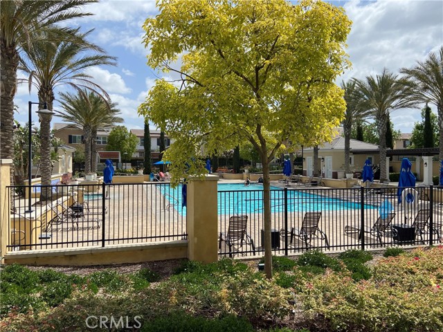 5072 S Heritage Paseo, Ontario CA: https://media.crmls.org/medias/a418356b-e430-4329-b90b-c3e7dded0407.jpg