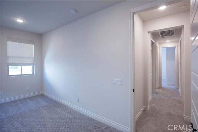 221 Geyser, Irvine CA: https://media.crmls.org/medias/a418beba-638c-4e71-a2c2-6b88f737ea38.jpg