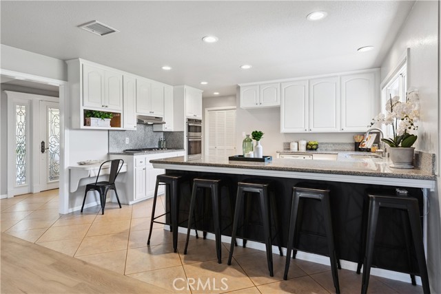 3316 Narino Drive, Rancho Palos Verdes CA: https://media.crmls.org/medias/a418f81b-340d-46b0-85e8-478c7d547954.jpg