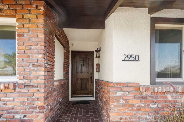Detail Gallery Image 5 of 74 For 2950 N Lincoln St, Burbank,  CA 91504 - 3 Beds | 2 Baths