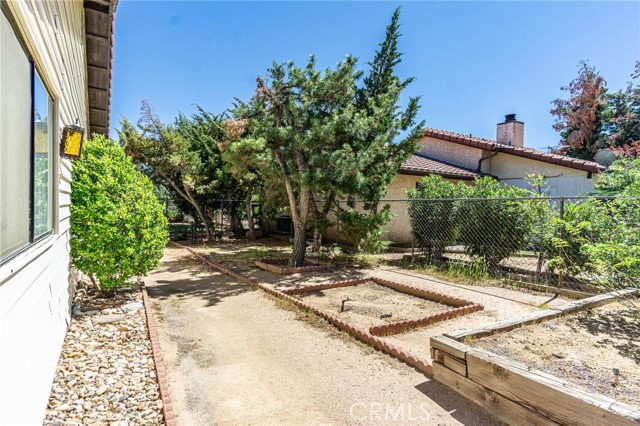 Detail Gallery Image 62 of 75 For 7040 Kenyon Ave, Hesperia,  CA 92345 - 3 Beds | 2/1 Baths