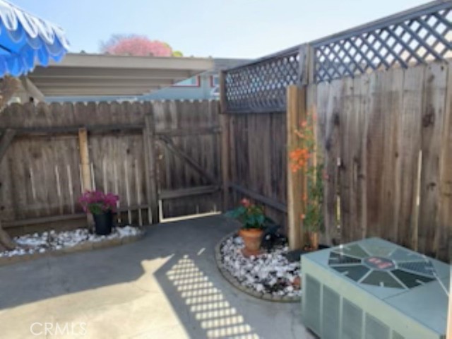 Image 20 of 25 For 4555 Larwin  