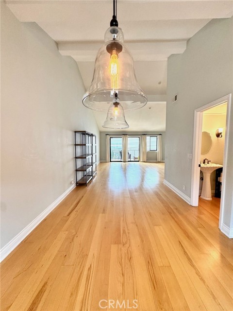 Detail Gallery Image 8 of 30 For 1301 S Catalina #K,  Redondo Beach,  CA 90277 - 2 Beds | 3 Baths