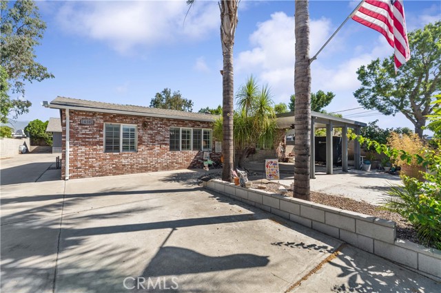 Detail Gallery Image 3 of 39 For 14582 El Molino St, Fontana,  CA 92335 - 6 Beds | 3 Baths