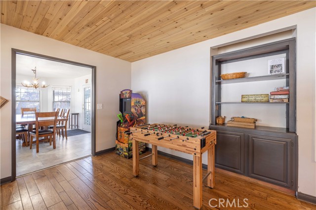 Detail Gallery Image 7 of 64 For 841 Paine Rd, Big Bear Lake,  CA 92315 - 5 Beds | 2/1 Baths