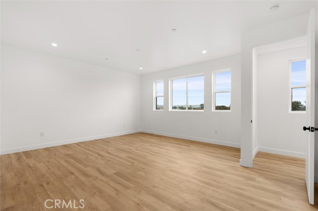 Detail Gallery Image 23 of 33 For 11410 W Calvert St, North Hollywood,  CA 91606 - 3 Beds | 3/1 Baths