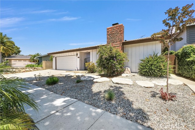 112 Stanford LN