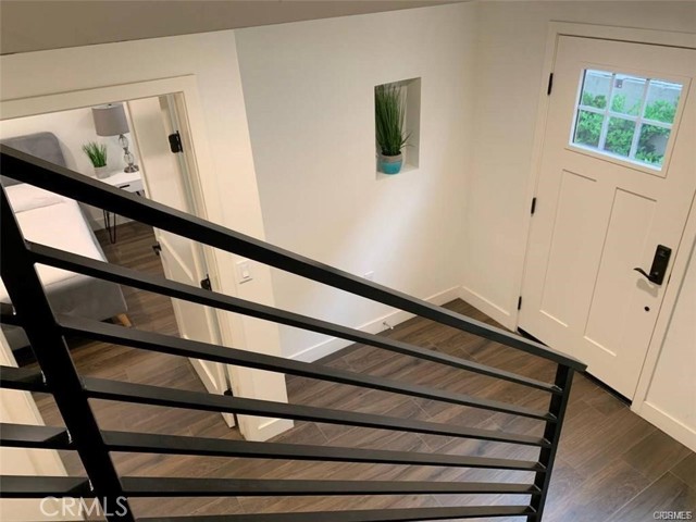 4818 Satsuma Avenue, North Hollywood CA: https://media.crmls.org/medias/a41ddebe-47c5-47ac-b44e-440b3cd757c7.jpg