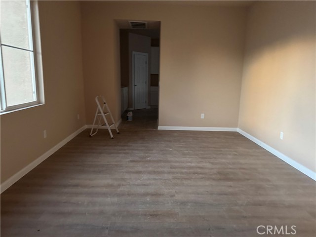 1060 Saltbush Lane, Hemet CA: https://media.crmls.org/medias/a41f00fd-7946-426c-b0fa-5e3e28ce93ca.jpg
