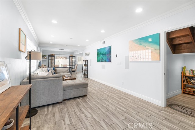 Detail Gallery Image 9 of 45 For 1742 Dixon St, Redondo Beach,  CA 90278 - 3 Beds | 2 Baths