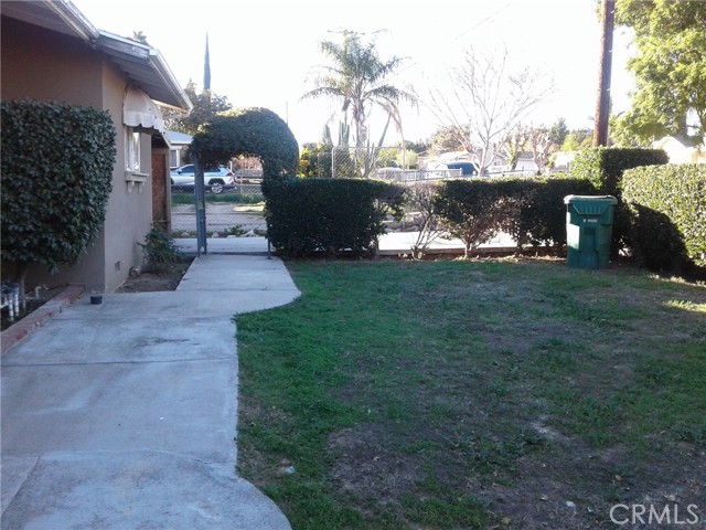 Detail Gallery Image 5 of 25 For 924 W George, Banning,  CA 92220 - 3 Beds | 1 Baths