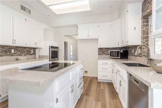 Detail Gallery Image 7 of 53 For 9162 Old Stage Rd, Agua Dulce,  CA 91390 - 5 Beds | 4 Baths