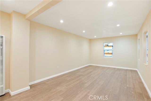 Detail Gallery Image 11 of 31 For 2117 N Keene, Los Angeles,  CA 90059 - 3 Beds | 1 Baths