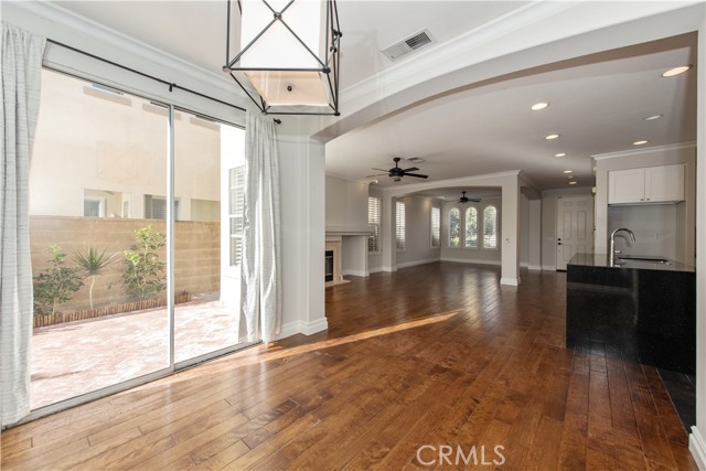 Detail Gallery Image 10 of 42 For 9 Mineral King, Irvine,  CA 92602 - 4 Beds | 2/1 Baths