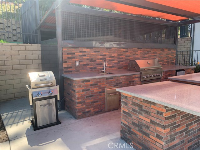 20 Spyglass Avenue, Phillips Ranch CA: https://media.crmls.org/medias/a4214b4b-5458-49b7-a015-d93e5c46080e.jpg