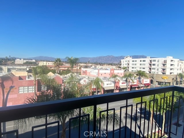 Living RM Balcony View