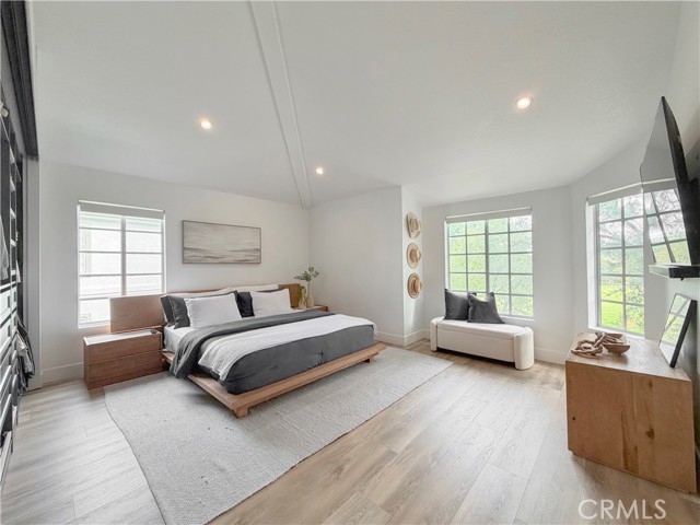 958 Misty Canyon, Westlake Village CA: https://media.crmls.org/medias/a421dc54-0f9d-4c8c-8013-e6e9dc086274.jpg