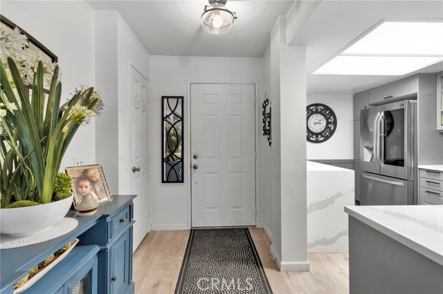 Detail Gallery Image 6 of 43 For 19047 Primrose Ln, Apple Valley,  CA 92308 - 2 Beds | 2 Baths