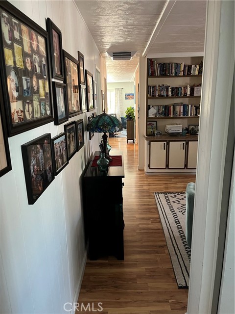 55524 Yucca Trail, Yucca Valley CA: https://media.crmls.org/medias/a422764f-65f6-46e8-88bc-8b6b36c79a22.jpg