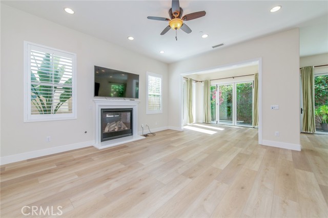 Detail Gallery Image 3 of 35 For 55 Carrington, Irvine,  CA 92629 - 4 Beds | 4 Baths