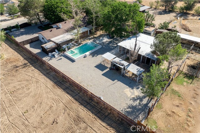 10004 E Avenue S10, Littlerock CA: https://media.crmls.org/medias/a4231e48-3e33-4295-af31-617bfbd2f618.jpg