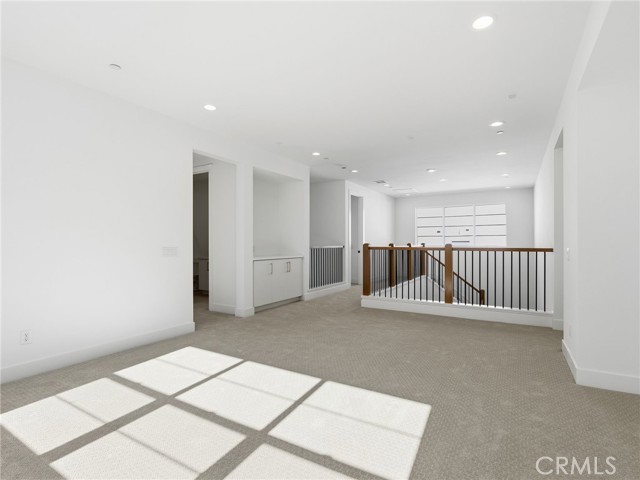 Detail Gallery Image 19 of 41 For 27558 Juniper Ln, Valencia,  CA 91381 - 5 Beds | 4/1 Baths