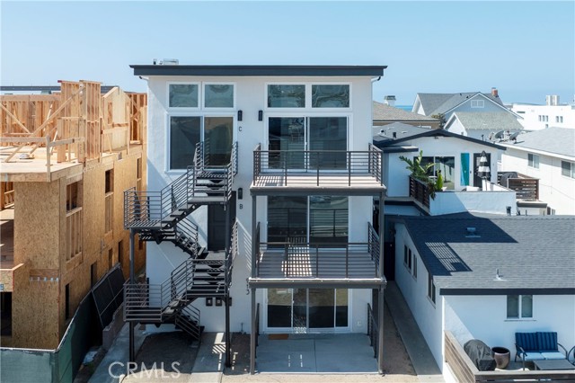 Detail Gallery Image 21 of 25 For 913 E Balboa Blvd #C,  Newport Beach,  CA 92661 - 3 Beds | 3 Baths