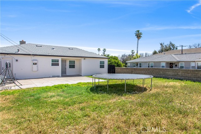 Detail Gallery Image 3 of 22 For 1632 N Lugo Ave, San Bernardino,  CA 92404 - 3 Beds | 1 Baths