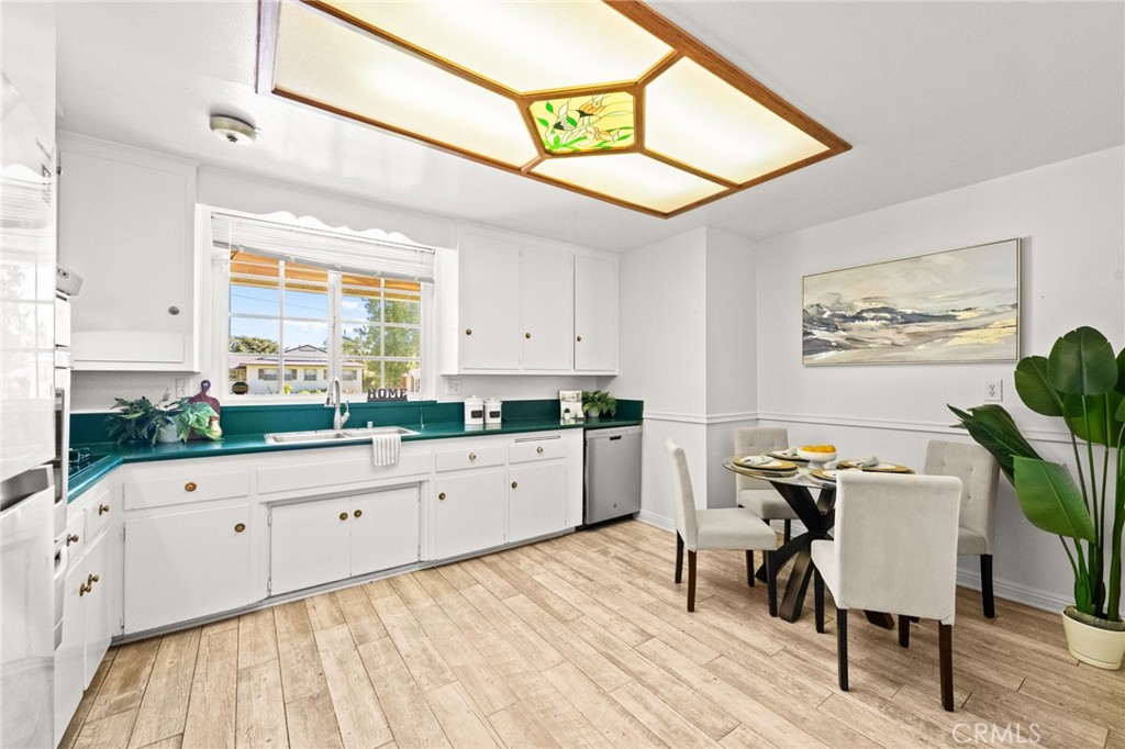 A424570A E4A0 446E B2Fb 0608D71Db376 1361 N 3Rd, Upland, Ca 91786 &Lt;Span Style='BackgroundColor:transparent;Padding:0Px;'&Gt; &Lt;Small&Gt; &Lt;I&Gt; &Lt;/I&Gt; &Lt;/Small&Gt;&Lt;/Span&Gt;