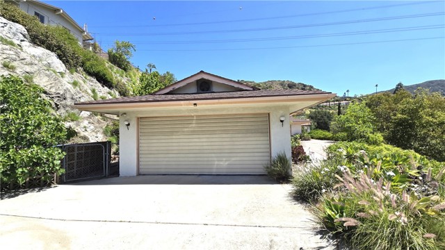 Detail Gallery Image 17 of 17 For 2463 Las Positas Rd, Glendale,  CA 91208 - 3 Beds | 2 Baths