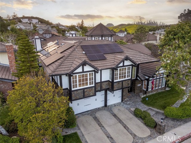 Detail Gallery Image 10 of 74 For 6037 Little Oak Ln, Woodland Hills,  CA 91367 - 5 Beds | 5 Baths
