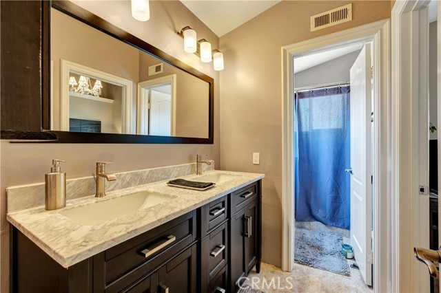 Detail Gallery Image 24 of 39 For 131 N Hidden, Orange,  CA 92869 - 4 Beds | 3 Baths