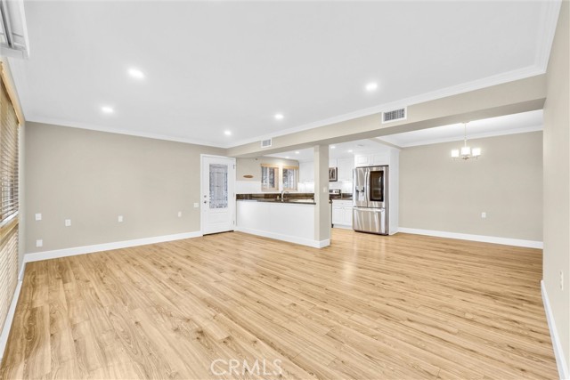 Detail Gallery Image 9 of 28 For 2260 via Puerta #C,  Laguna Woods,  CA 92637 - 2 Beds | 2 Baths